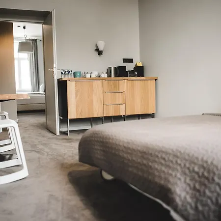 City.city Hotel 3*